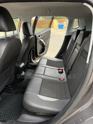 Peugeot 2008 2016 Gris