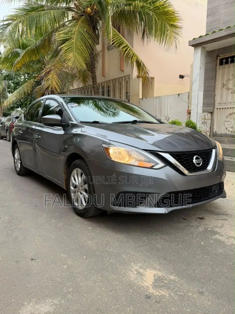 Nissan Sentra 2018 Gris