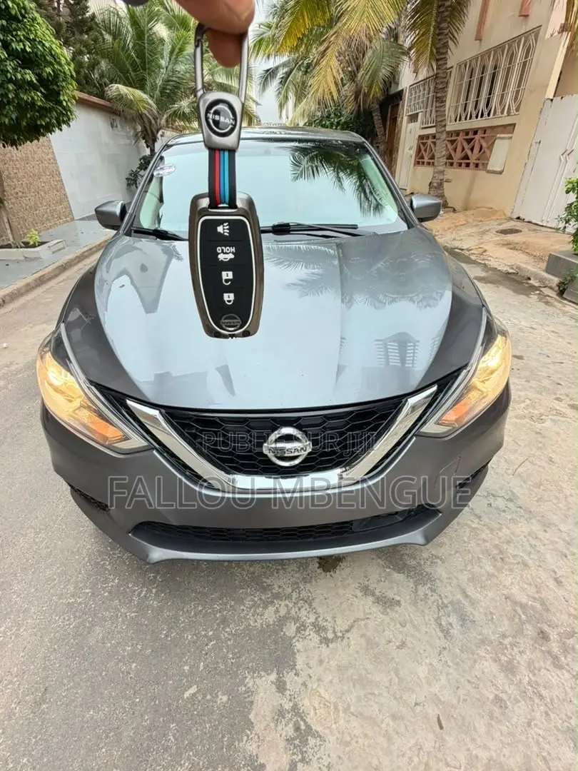 Nissan Sentra 2018 Gris