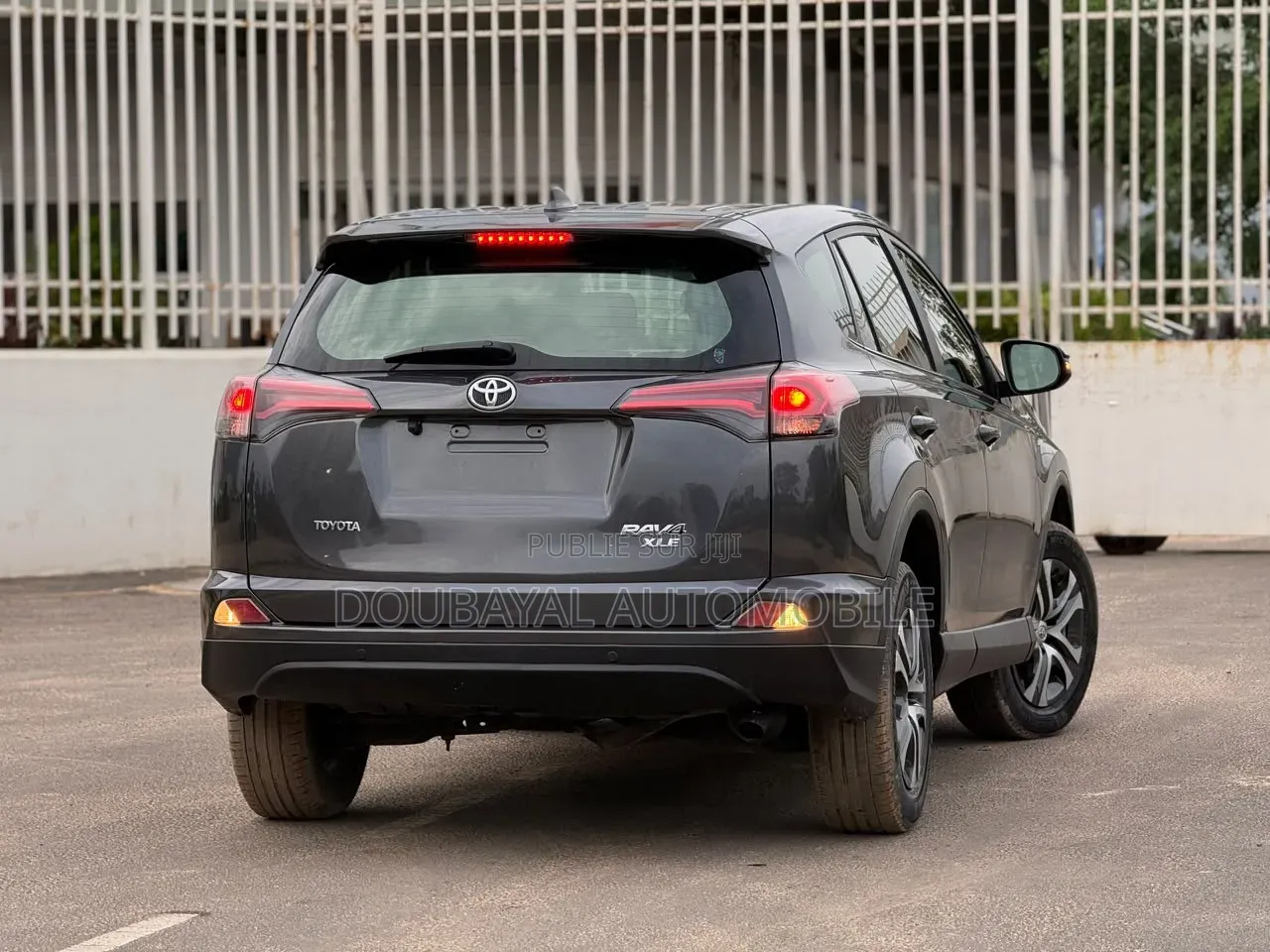Toyota RAV4 2018 Gris
