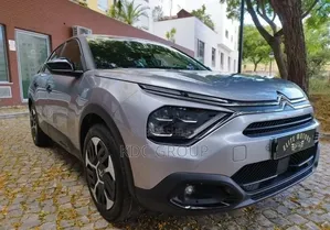 Citroen C4 2022 Gris