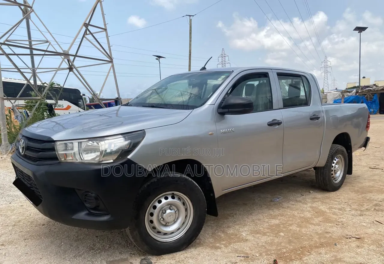 Toyota Hilux 2016 Gris