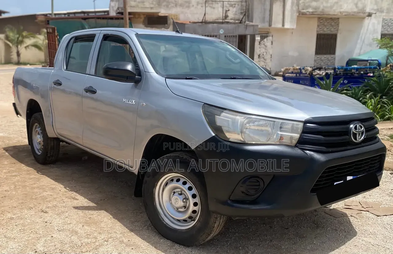 Toyota Hilux 2016 Gris