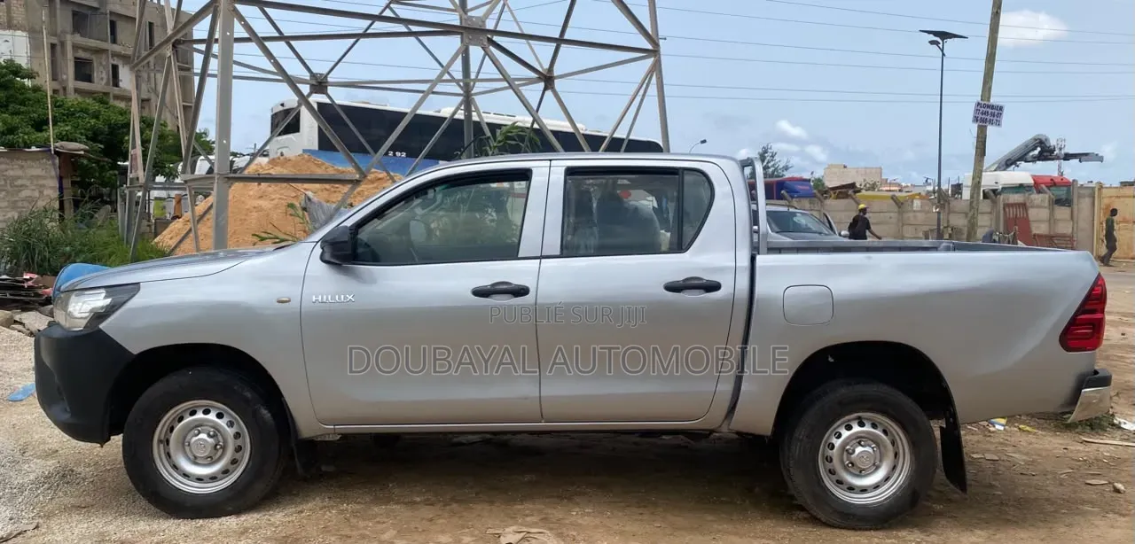 Toyota Hilux 2016 Gris
