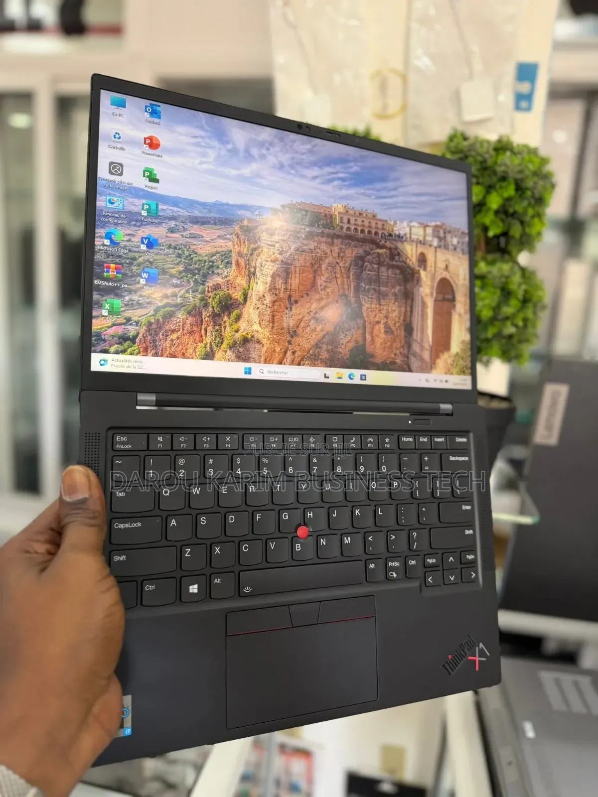 Nouveau Lenovo ThinkPad X1 Carbon 16GB Intel Core i7 SSD 1T