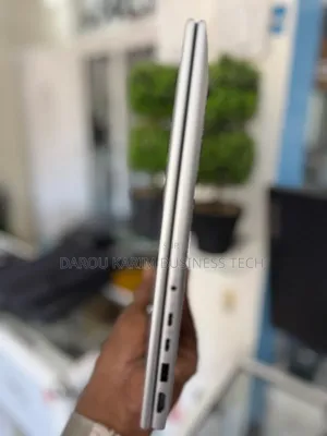 Nouveau HP ProBook 460 G11 64GB Intel Core Ultra 5 SSD 1T