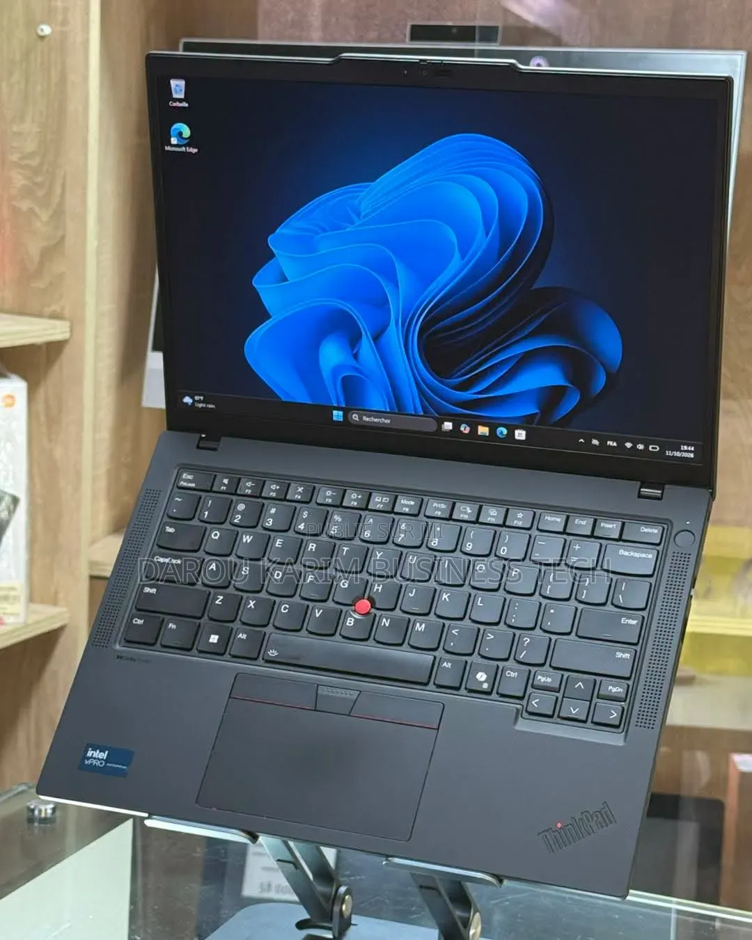 Nouveau Lenovo ThinkPad T14 16GB Intel Core Ultra 5 SSD 512GB