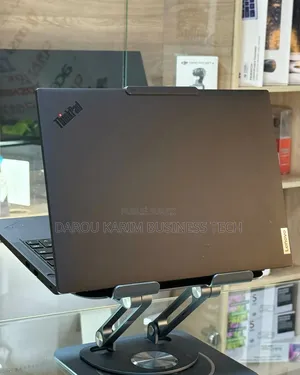 Nouveau Lenovo ThinkPad T14 16GB Intel Core Ultra 5 SSD 512GB