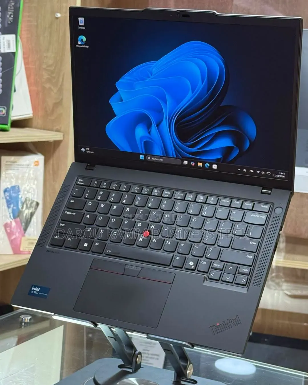 Nouveau Lenovo ThinkPad T14 16GB Intel Core Ultra 5 SSD 512GB