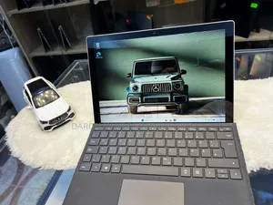 Nouveau Microsoft Surface Pro 7+ 16GB Intel Core i5 SSD 256GB