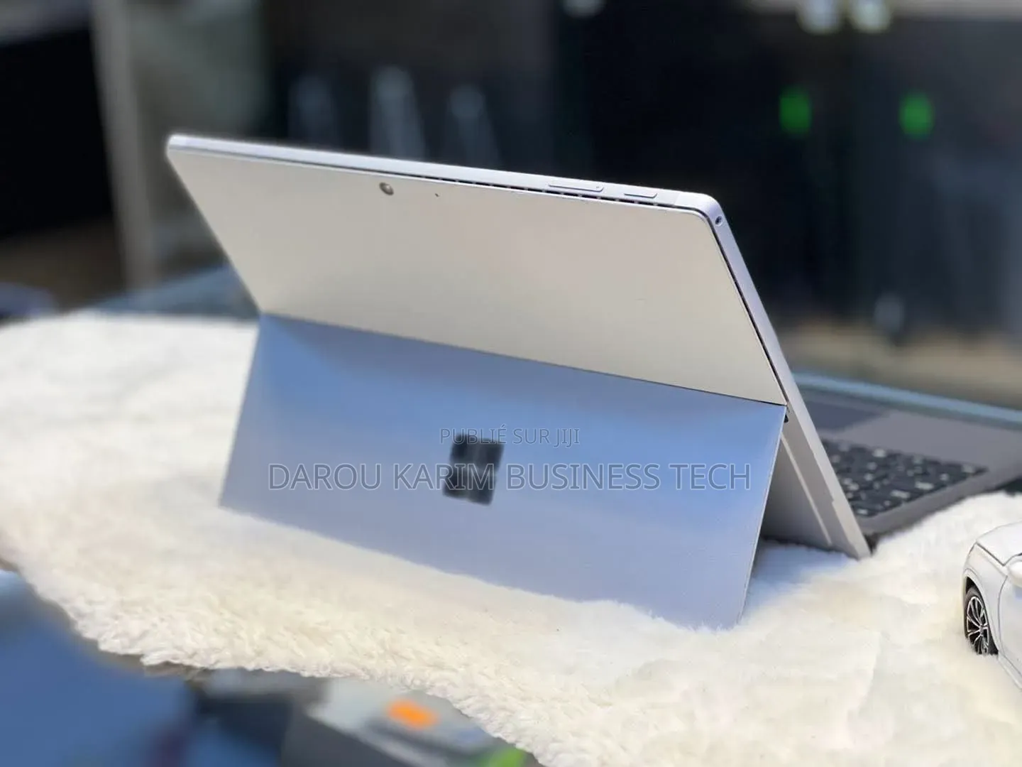Nouveau Microsoft Surface Pro 7+ 16GB Intel Core i5 SSD 256GB