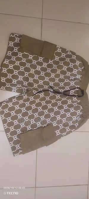 Vêtements Ensemble Oui Il Résiste Au Froid
