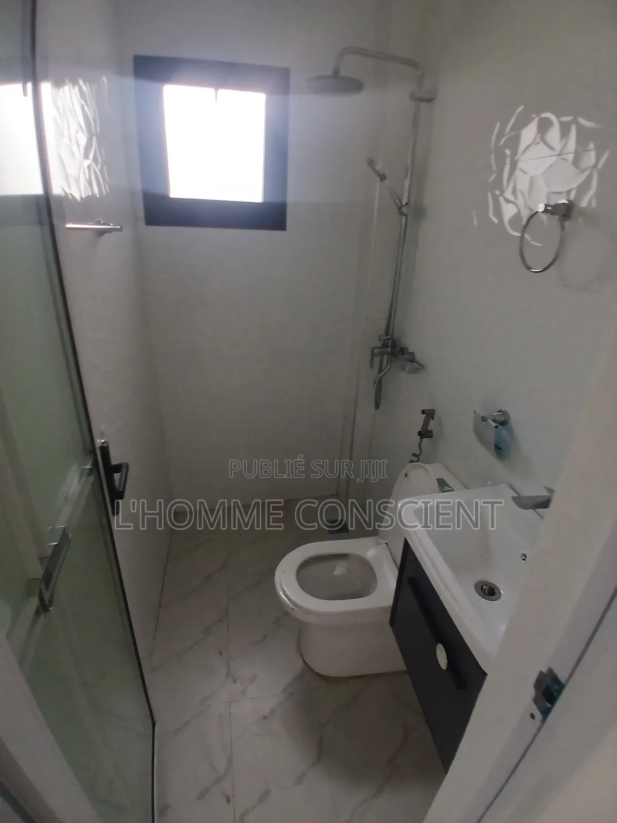 1chbre Studio dans Fallou Gassama, Ngor à Louer