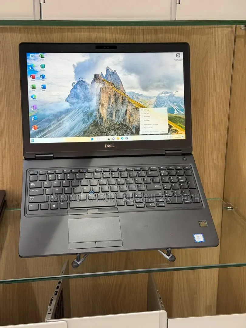 Nouveau Dell Latitude 5591 16GB Intel Core i7 SSD 256GB