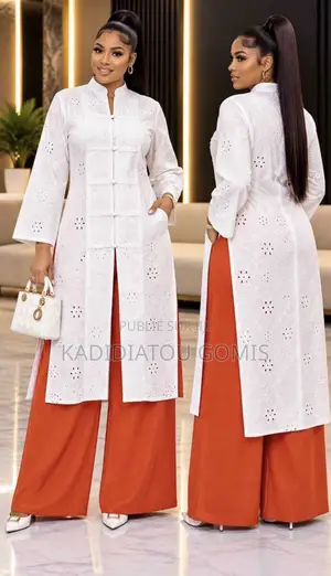 Ensemble Bas Large Disponible