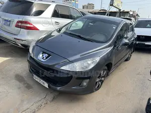 Peugeot 308 CC 2.0 Hdi 2011 Gris