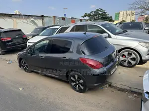 Peugeot 308 CC 2.0 Hdi 2011 Gris