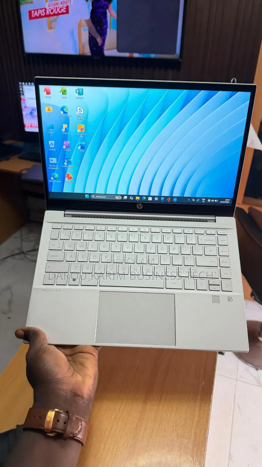 Nouveau Ordinateur portable HP Pavilion 14 8GB Intel Core i3 SSD 256GB