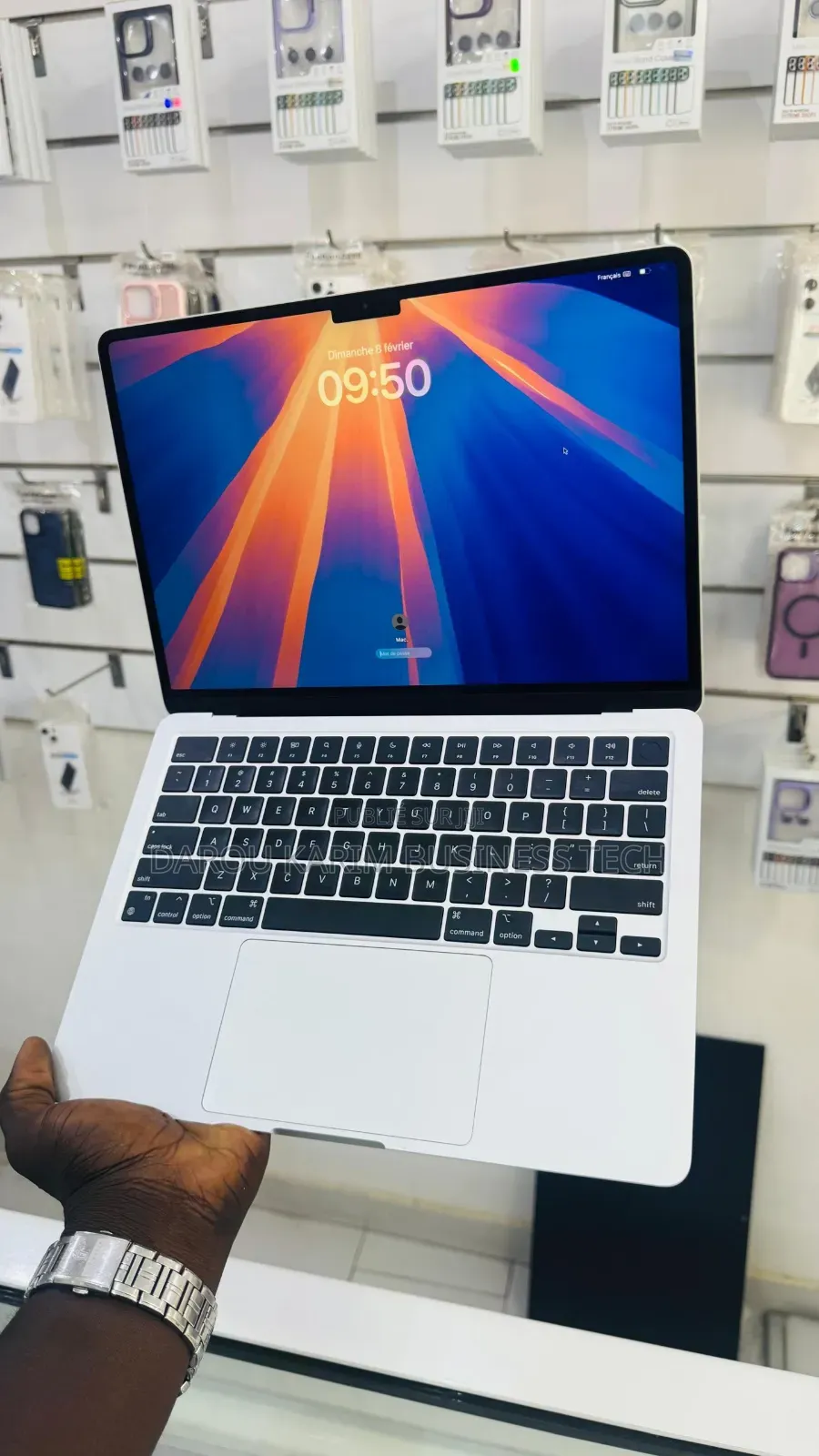 Nouveau Apple MacBook Air 2022 M2 8GB Apple M2 SSD 512GB