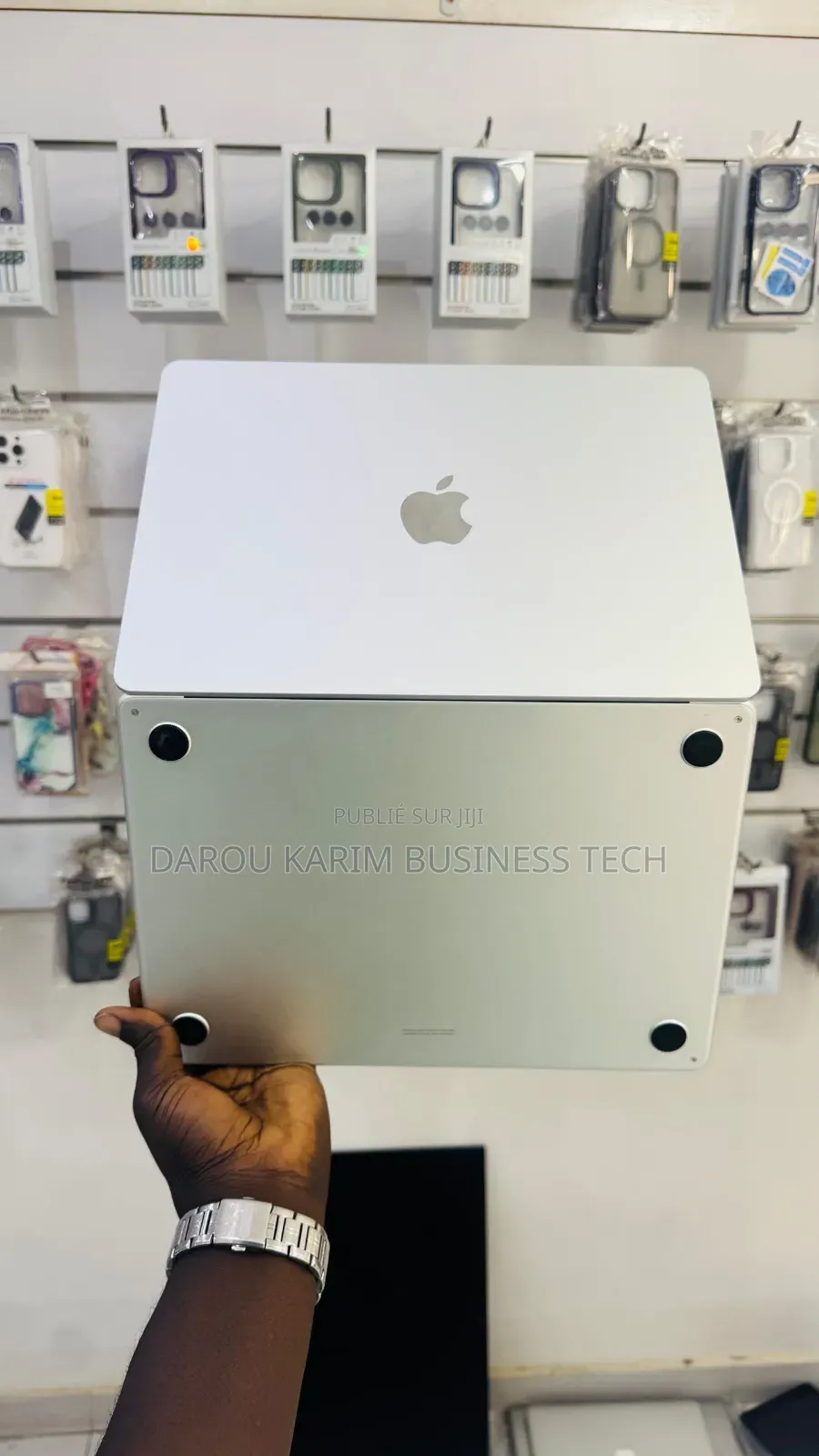 Nouveau Apple MacBook Air 2022 M2 8GB Apple M2 SSD 512GB