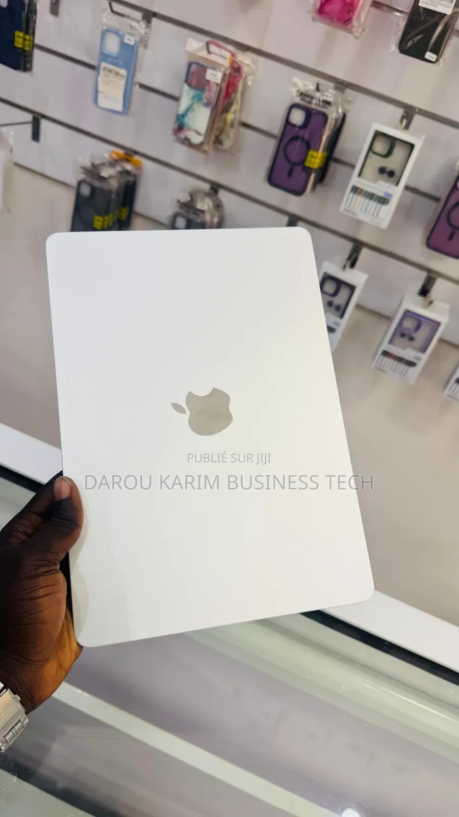 Nouveau Apple MacBook Air 2022 M2 8GB Apple M2 SSD 512GB