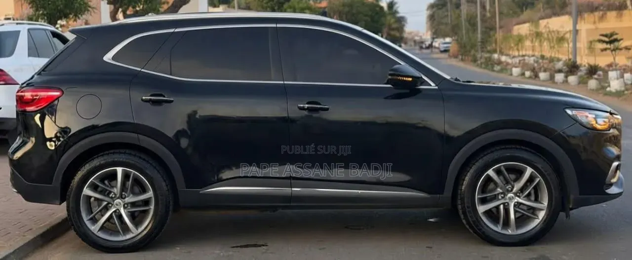 MG HS Essence PHEV 2022 Noir