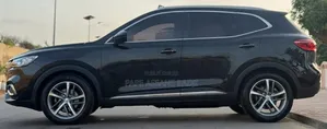 MG HS Essence PHEV 2022 Noir