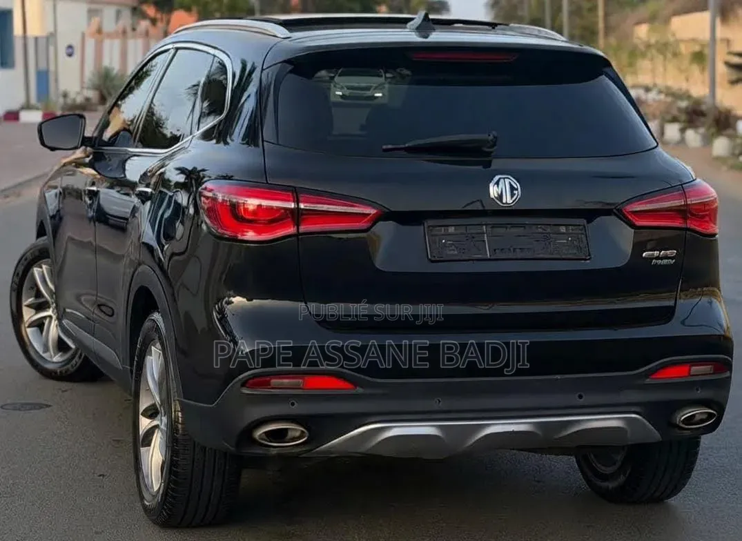 MG HS Essence PHEV 2022 Noir