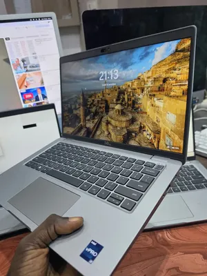 Nouveau Dell Latitude 5420 16GB Intel Core i7 SSD 512GB