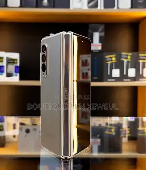 Nouveau Samsung Galaxy Z Fold 3 512 GB Doré