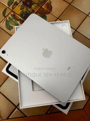 Nouveau Apple iPad (2025) 256 GB Gris