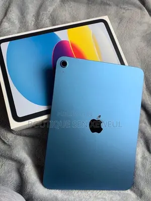 Nouveau Apple iPad (2025) 1 TB Bleu