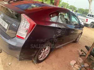 Toyota Prius 2013 Gris