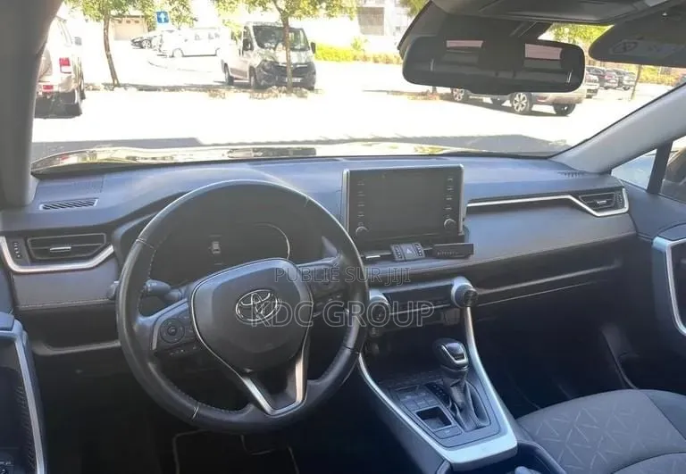 Toyota RAV4 2022 Noir
