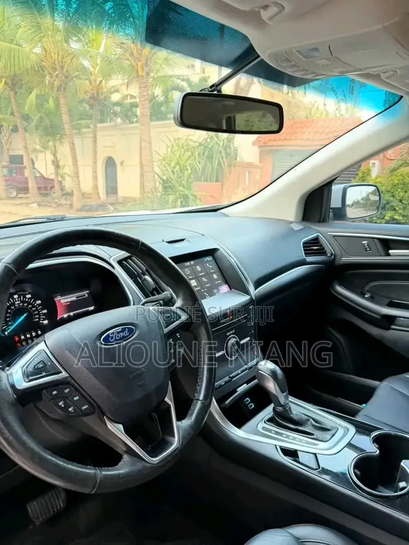 Ford Edge 2017 Blanc cassé