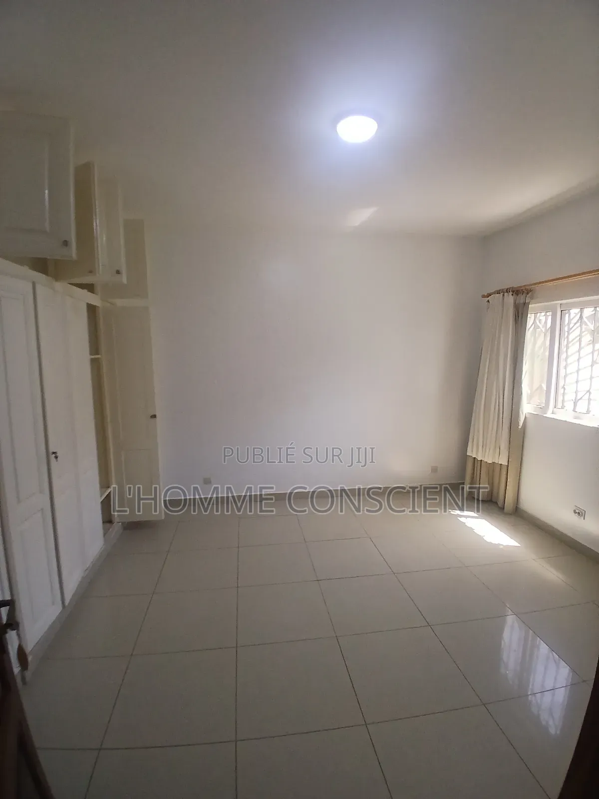 7chbre Villa dans Fallou Gassama, Almadies à Louer