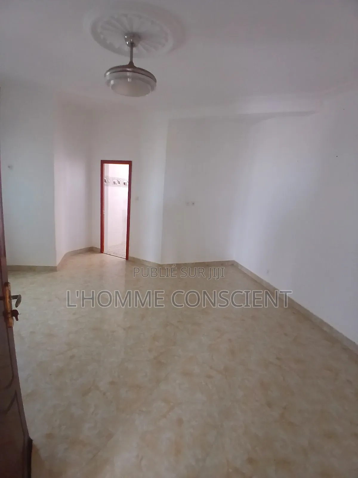 2chbre Appartement dans Fallou Gassama, Almadies à Louer