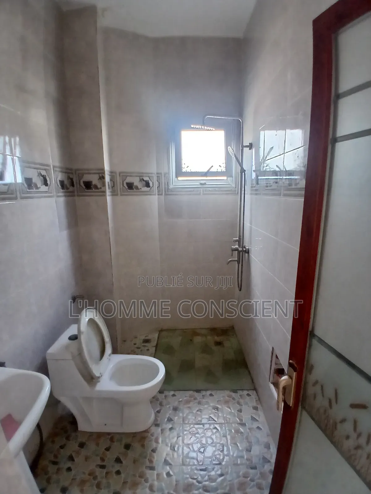 2chbre Appartement dans Fallou Gassama, Almadies à Louer