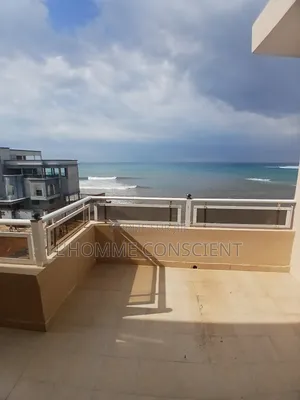 2chbre Appartement dans Fallou Gassama, Almadies à Louer