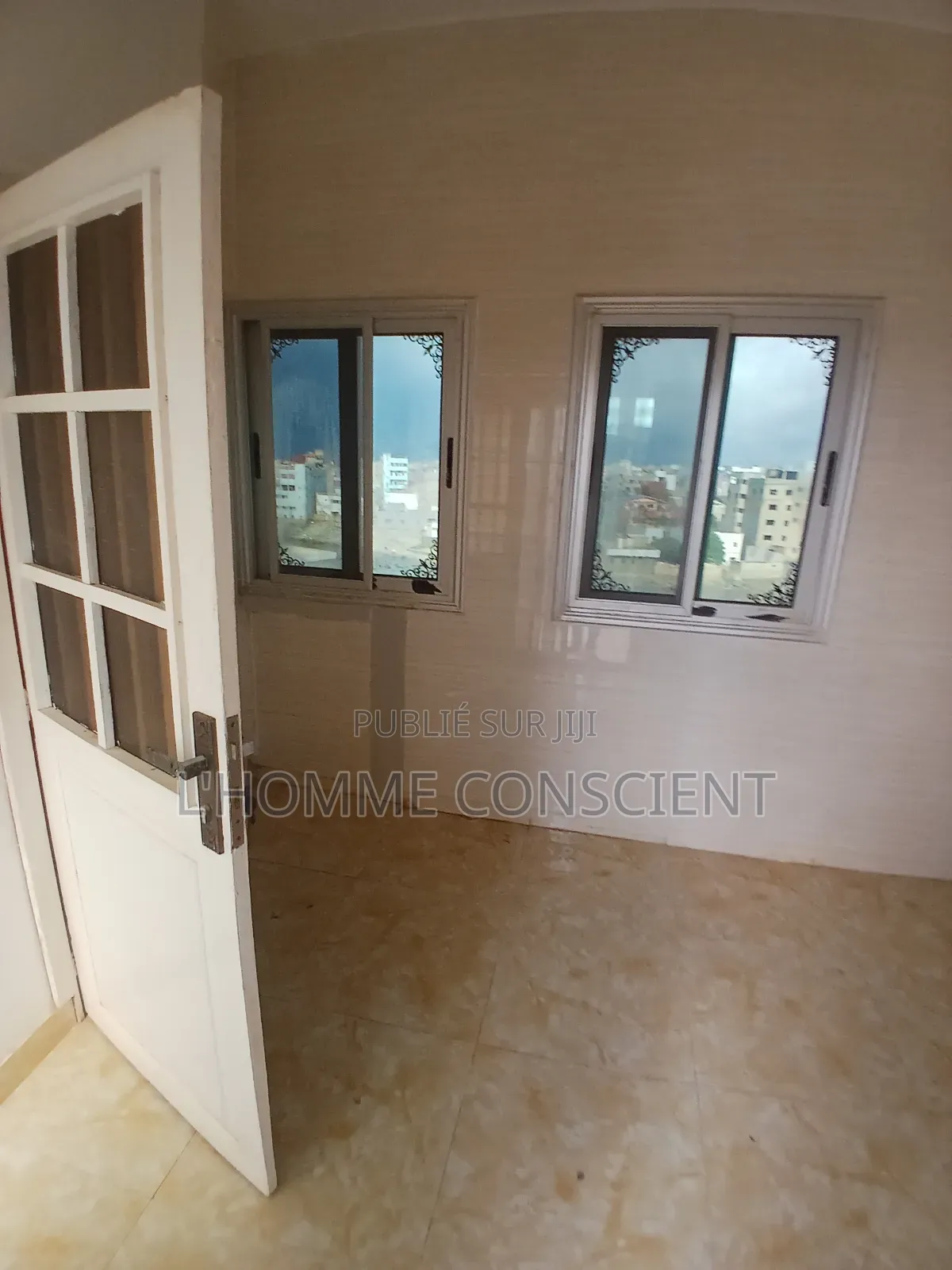 2chbre Appartement dans Fallou Gassama, Almadies à Louer