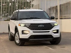 Ford Explorer 2021 Blanc