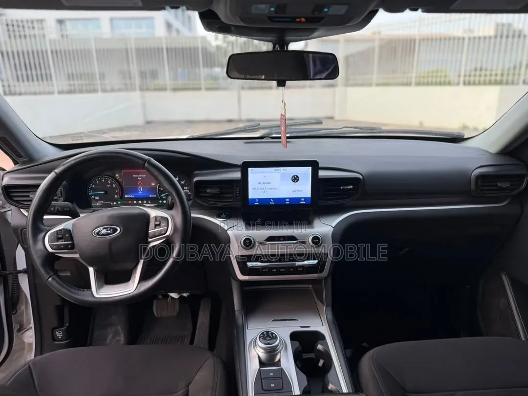 Ford Explorer 2021 Blanc
