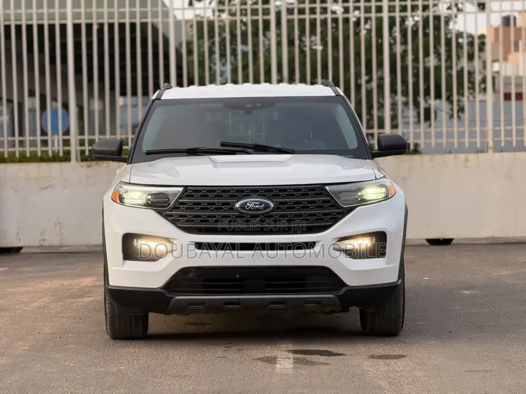 Ford Explorer 2021 Blanc