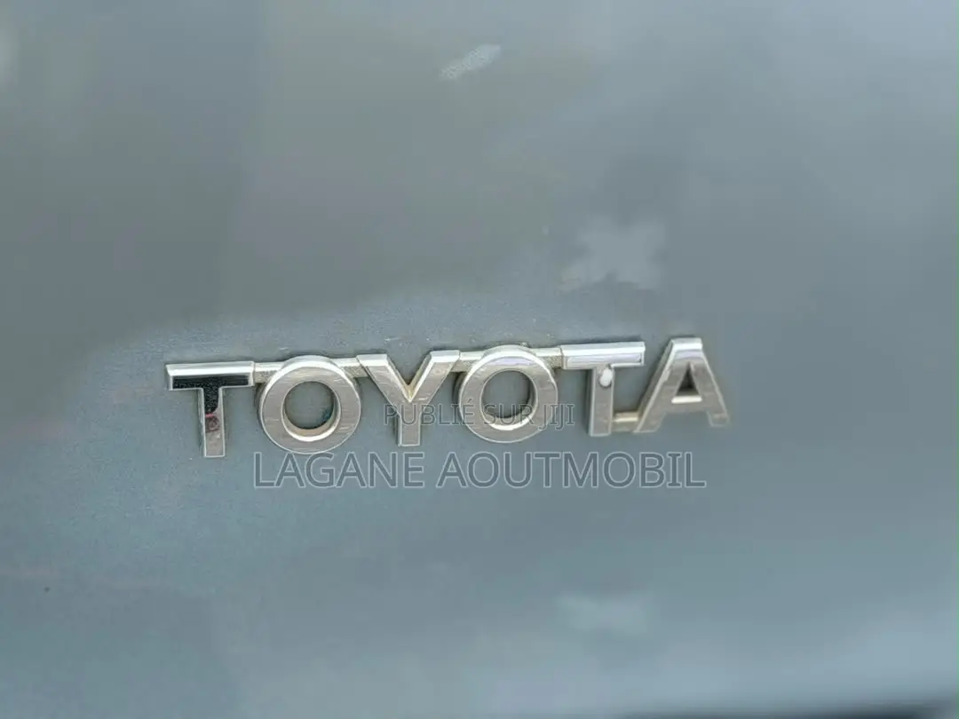 Toyota Auris 1.4 VVTi 2008 Bordeaux