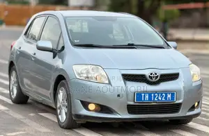 Toyota Auris 1.4 VVTi 2008 Bordeaux