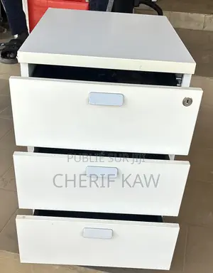 Commodes Bureau