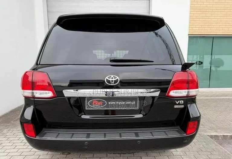 Toyota Land Cruiser 2010 Noir