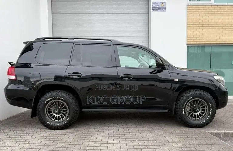 Toyota Land Cruiser 2010 Noir