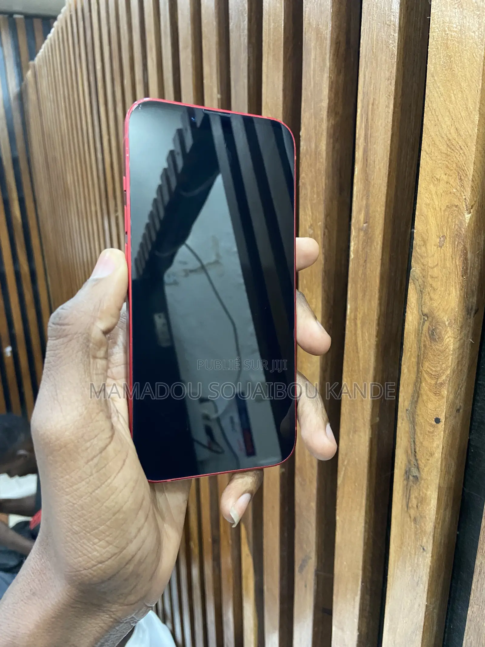 Nouveau Apple iPhone 13 128 GB Rouge