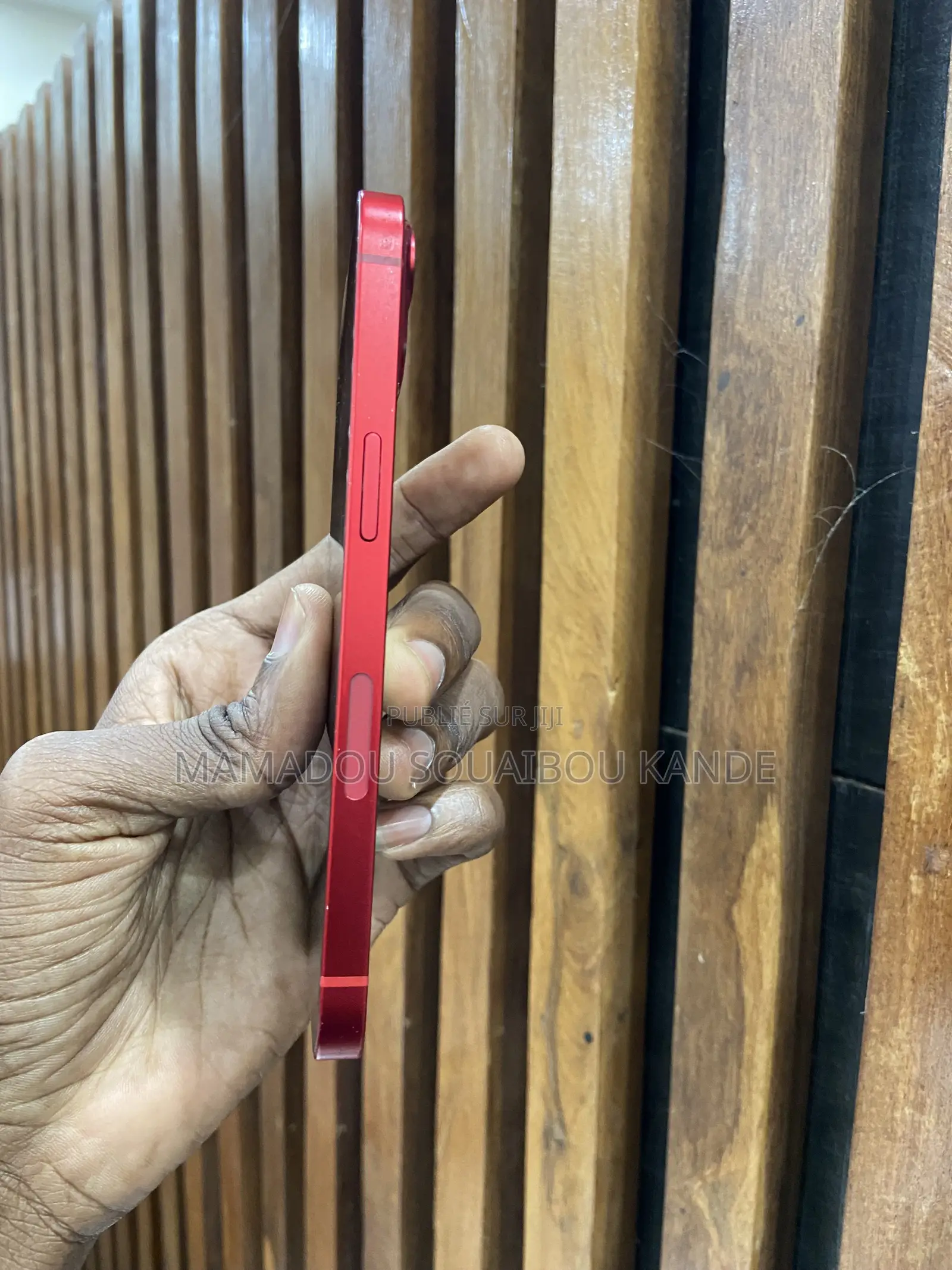Nouveau Apple iPhone 13 128 GB Rouge